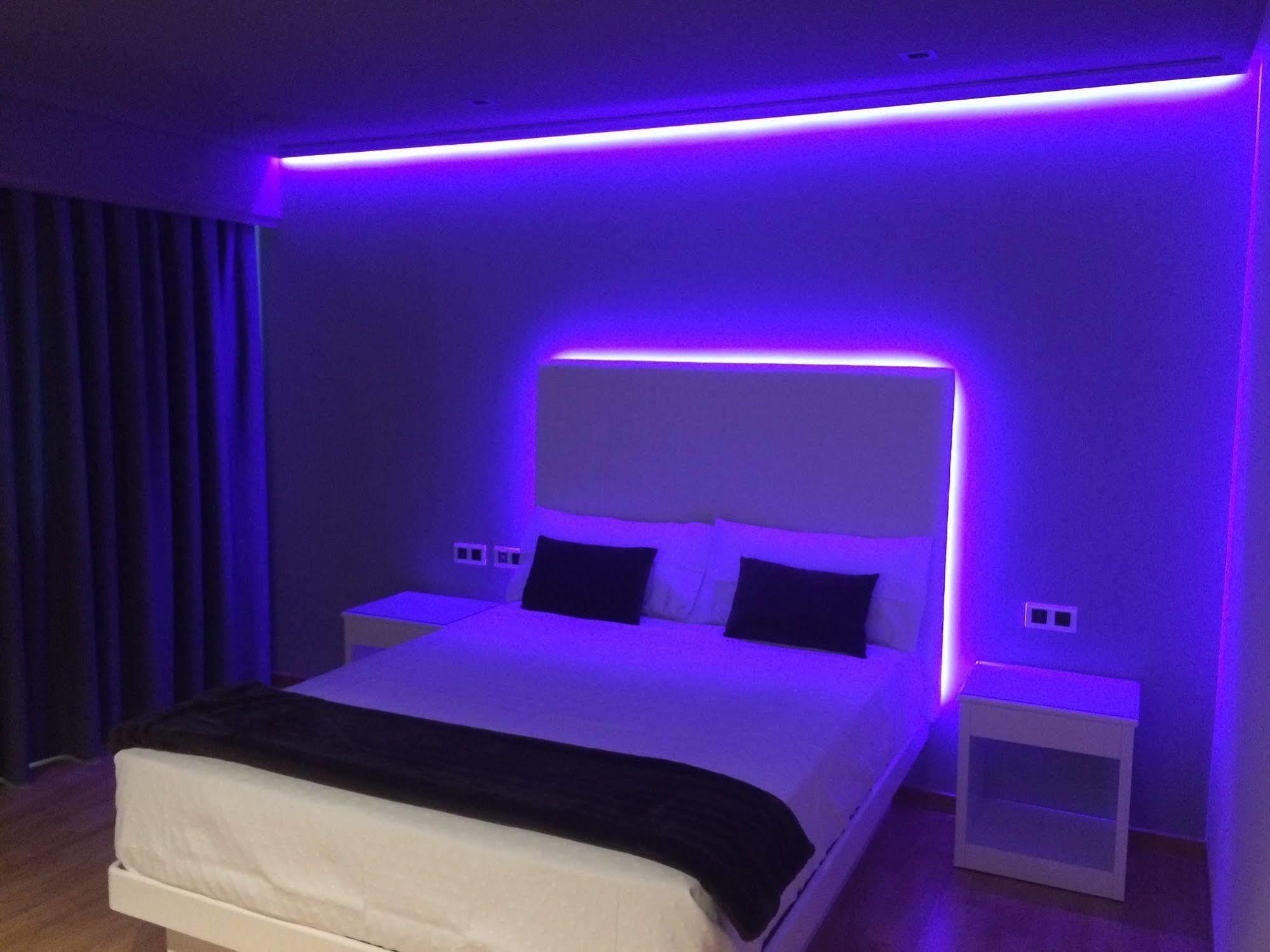 Motel Trebol 투이 외부 사진